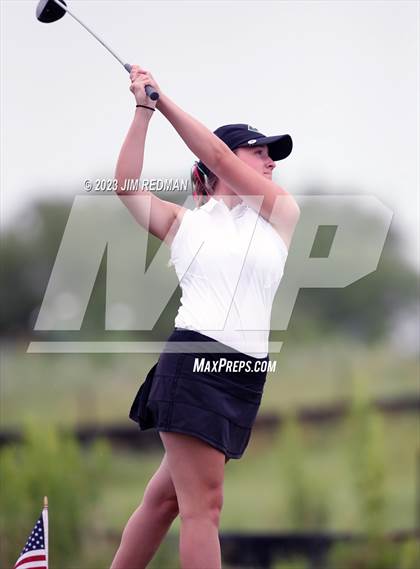 Thumbnail 1 in UIL 4A Girls Golf Finals photogallery.