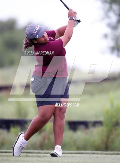Thumbnail 3 in UIL 4A Girls Golf Finals photogallery.