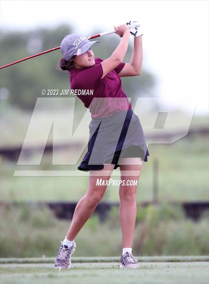Thumbnail 3 in UIL 4A Girls Golf Finals photogallery.