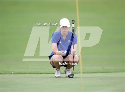 Thumbnail 2 in UIL 4A Girls Golf Finals photogallery.