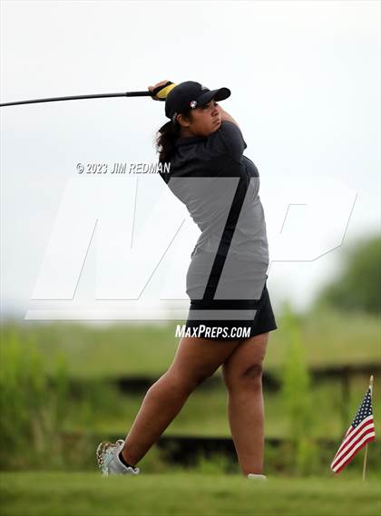 Thumbnail 3 in UIL 4A Girls Golf Finals photogallery.