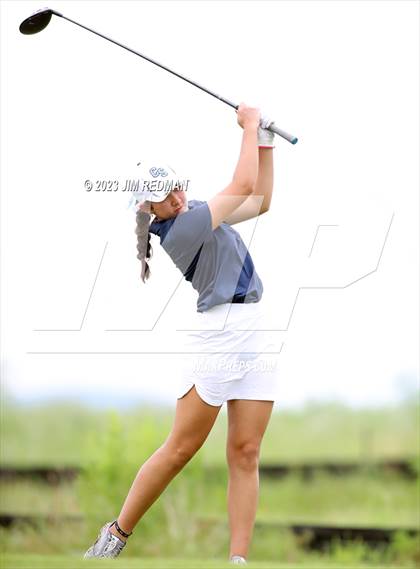 Thumbnail 2 in UIL 4A Girls Golf Finals photogallery.