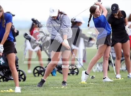 Thumbnail 3 in UIL 4A Girls Golf Finals photogallery.