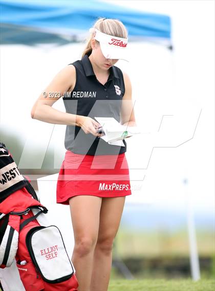 Thumbnail 2 in UIL 4A Girls Golf Finals photogallery.