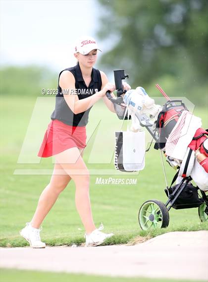 Thumbnail 3 in UIL 4A Girls Golf Finals photogallery.