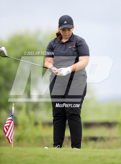 Thumbnail 1 in UIL 4A Girls Golf Finals photogallery.