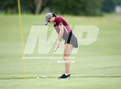 Thumbnail 2 in UIL 4A Girls Golf Finals photogallery.