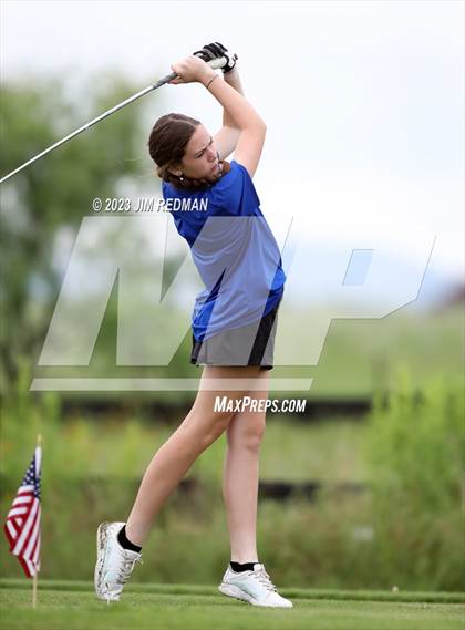 Thumbnail 3 in UIL 4A Girls Golf Finals photogallery.