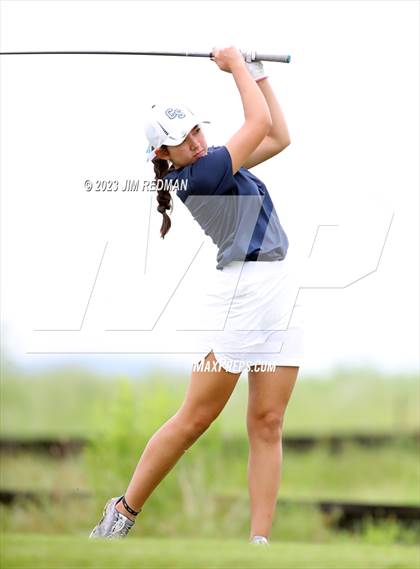 Thumbnail 3 in UIL 4A Girls Golf Finals photogallery.