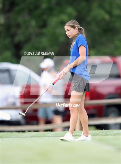 Thumbnail 3 in UIL 4A Girls Golf Finals photogallery.