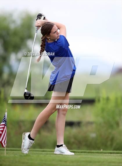 Thumbnail 3 in UIL 4A Girls Golf Finals photogallery.