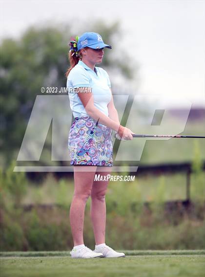 Thumbnail 3 in UIL 4A Girls Golf Finals photogallery.
