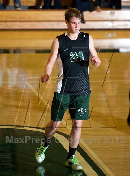 Thumbnail 2 in Long Beach vs Bellmore JFK (Section 8 Class B Final) photogallery.