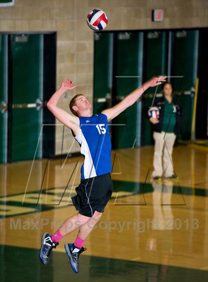 Thumbnail 3 in Long Beach vs Bellmore JFK (Section 8 Class B Final) photogallery.