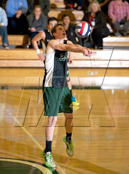 Thumbnail 1 in Long Beach vs Bellmore JFK (Section 8 Class B Final) photogallery.