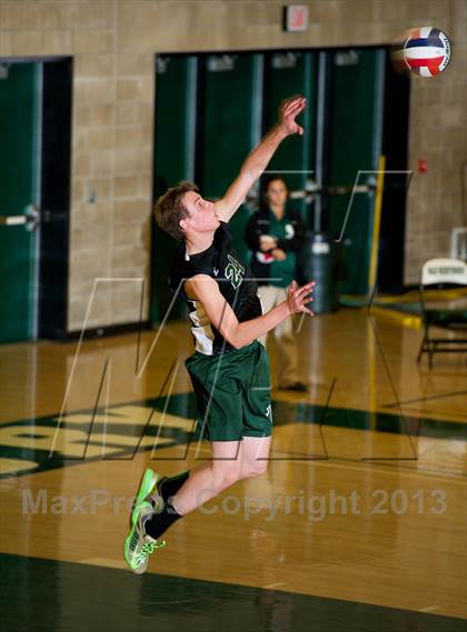 Thumbnail 2 in Long Beach vs Bellmore JFK (Section 8 Class B Final) photogallery.