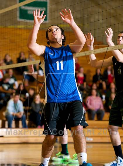 Thumbnail 1 in Long Beach vs Bellmore JFK (Section 8 Class B Final) photogallery.