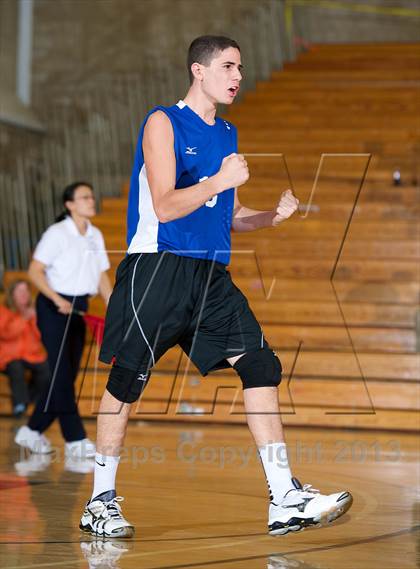 Thumbnail 1 in Long Beach vs Bellmore JFK (Section 8 Class B Final) photogallery.