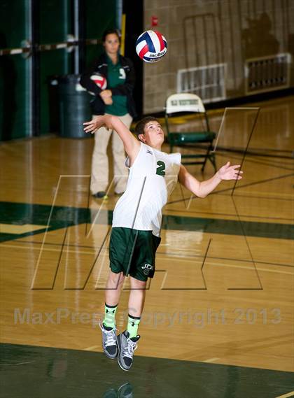 Thumbnail 3 in Long Beach vs Bellmore JFK (Section 8 Class B Final) photogallery.