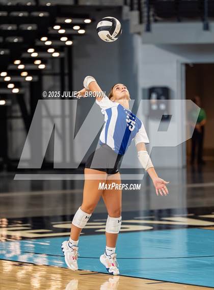 Thumbnail 3 in Indianapolis Bishop Chatard @ New Castle photogallery.