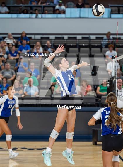 Thumbnail 2 in Indianapolis Bishop Chatard @ New Castle photogallery.