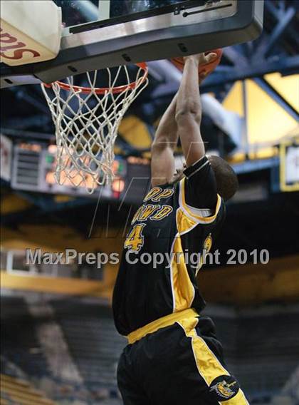 Thumbnail 2 in Bishop O'Dowd vs. St. Mary's photogallery.