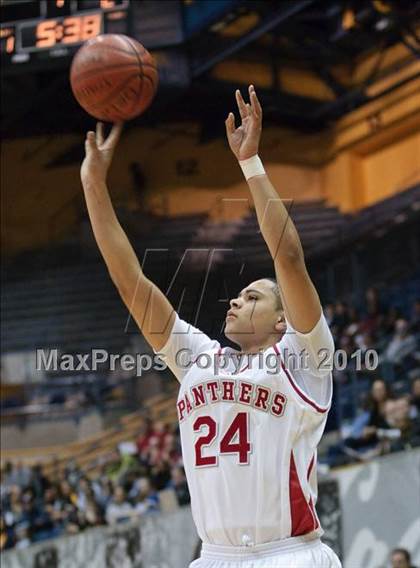 Thumbnail 1 in Bishop O'Dowd vs. St. Mary's photogallery.