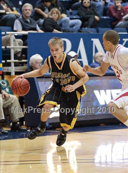 Thumbnail 2 in Bishop O'Dowd vs. St. Mary's photogallery.