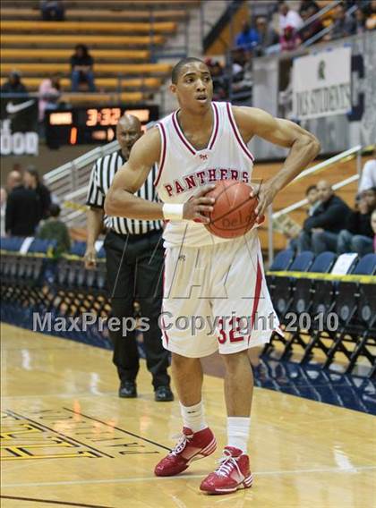 Thumbnail 3 in Bishop O'Dowd vs. St. Mary's photogallery.