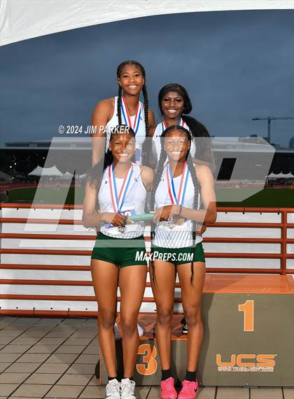 Thumbnail 3 in UIL 5A Track & Field Final (Awards) photogallery.