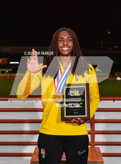 Thumbnail 1 in UIL 5A Track & Field Final (Awards) photogallery.