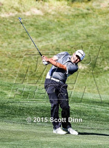 Thumbnail 2 in Saint Francis vs Archbishop Mitty photogallery.