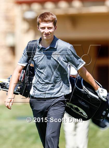 Thumbnail 1 in Saint Francis vs Archbishop Mitty photogallery.