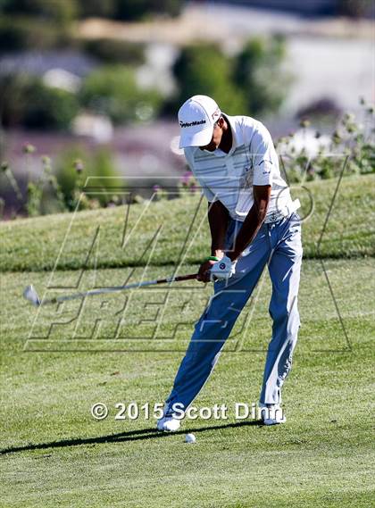 Thumbnail 1 in Saint Francis vs Archbishop Mitty photogallery.