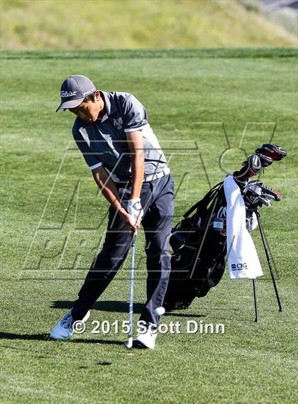 Thumbnail 2 in Saint Francis vs Archbishop Mitty photogallery.