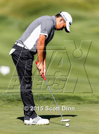 Thumbnail 1 in Saint Francis vs Archbishop Mitty photogallery.