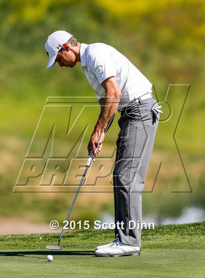 Thumbnail 1 in Saint Francis vs Archbishop Mitty photogallery.