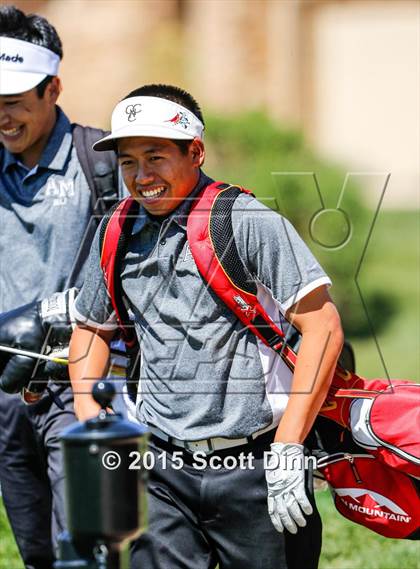 Thumbnail 2 in Saint Francis vs Archbishop Mitty photogallery.