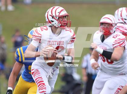 Thumbnail 2 in Fleetwood @ Kennard-Dale photogallery.