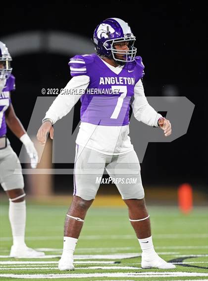 Thumbnail 3 in Angleton vs. College Station (UIL 5A Division I Area Playoff) photogallery.