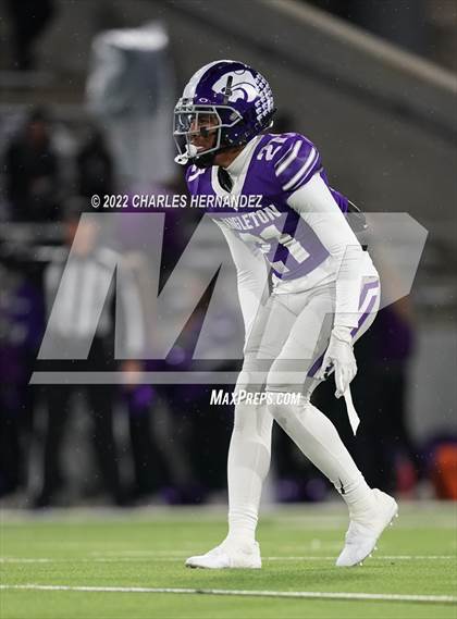 Thumbnail 3 in Angleton vs. College Station (UIL 5A Division I Area Playoff) photogallery.