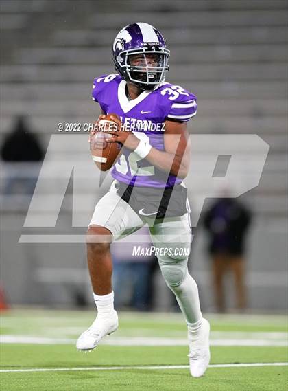 Thumbnail 3 in Angleton vs. College Station (UIL 5A Division I Area Playoff) photogallery.