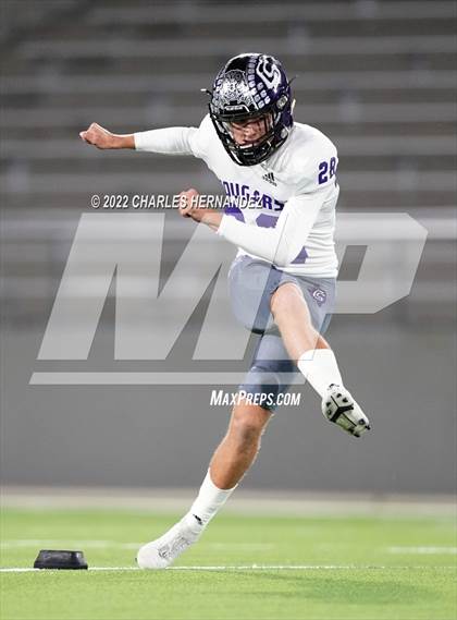 Thumbnail 2 in Angleton vs. College Station (UIL 5A Division I Area Playoff) photogallery.