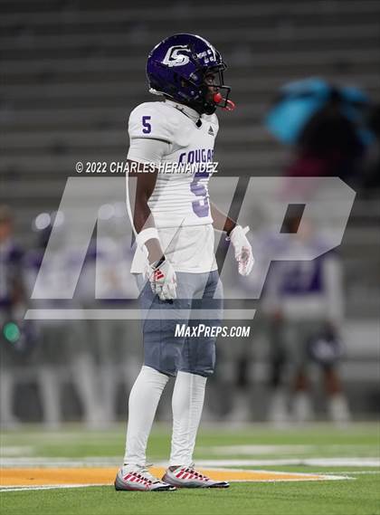 Thumbnail 2 in Angleton vs. College Station (UIL 5A Division I Area Playoff) photogallery.