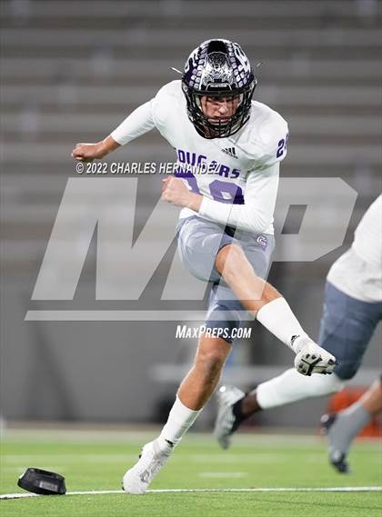 Thumbnail 2 in Angleton vs. College Station (UIL 5A Division I Area Playoff) photogallery.