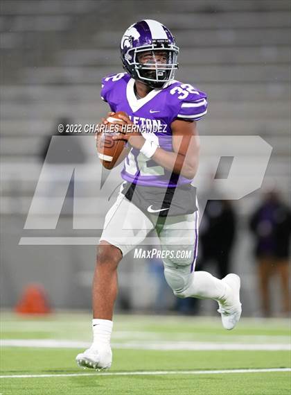 Thumbnail 1 in Angleton vs. College Station (UIL 5A Division I Area Playoff) photogallery.