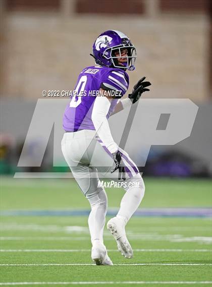 Thumbnail 1 in Angleton vs. College Station (UIL 5A Division I Area Playoff) photogallery.