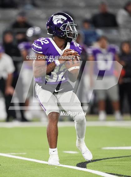 Thumbnail 3 in Angleton vs. College Station (UIL 5A Division I Area Playoff) photogallery.