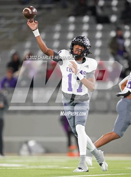 Thumbnail 1 in Angleton vs. College Station (UIL 5A Division I Area Playoff) photogallery.