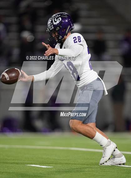 Thumbnail 1 in Angleton vs. College Station (UIL 5A Division I Area Playoff) photogallery.